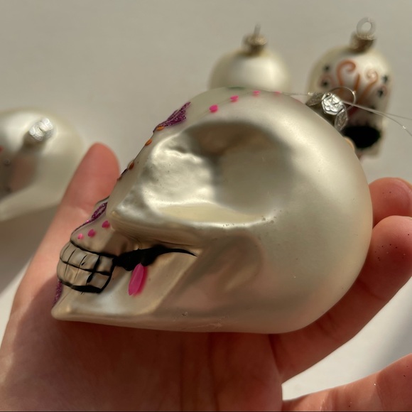 Halloween Day of the Dead Skull Ornaments (4) - Picture 11 of 16